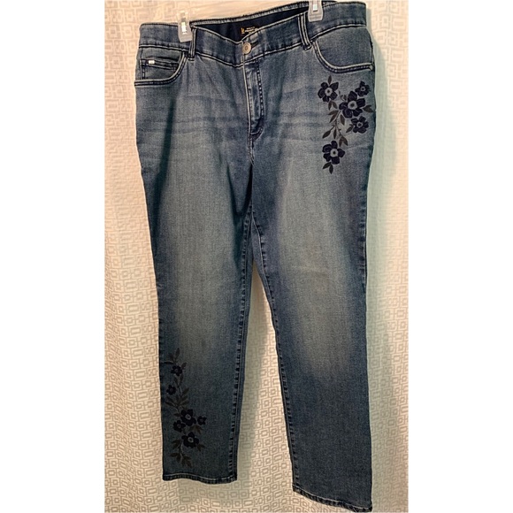Lee Denim - 🌺Final listing price🌺 Lee Straight Leg Jeans